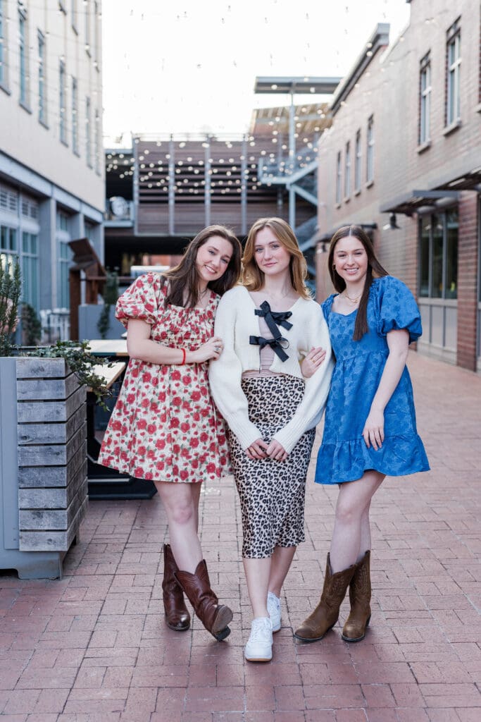 Senior girl friend pictures modeling for Blue Moon Bentonville